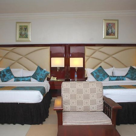 De Rembrandt Hotels And Suites Ikeja Esterno foto