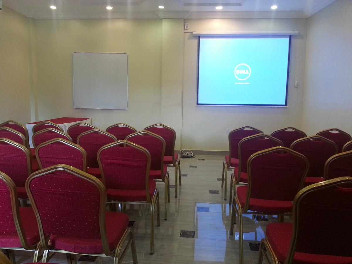 De Rembrandt Hotels And Suites Ikeja Esterno foto