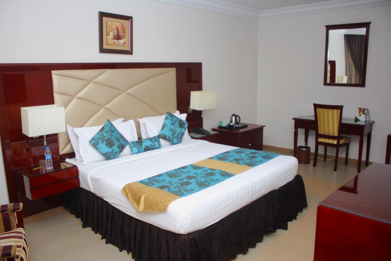 De Rembrandt Hotels And Suites Ikeja Esterno foto