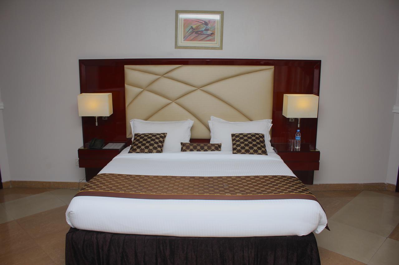 De Rembrandt Hotels And Suites Ikeja Esterno foto